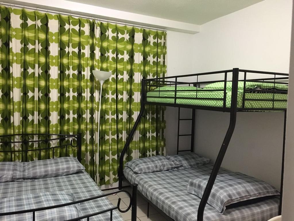 University Apartment Торонто Экстерьер фото