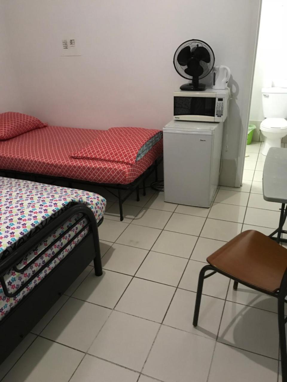University Apartment Торонто Экстерьер фото